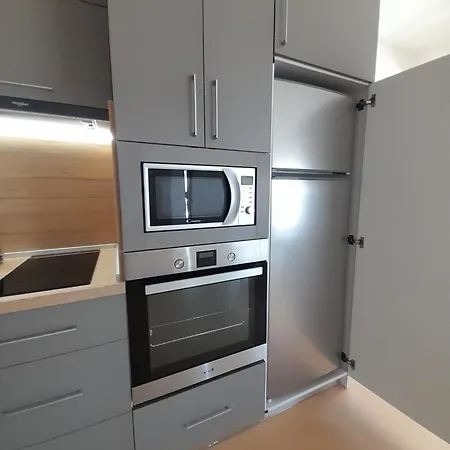 Апартаменты Lux 4403 Near The Lift *