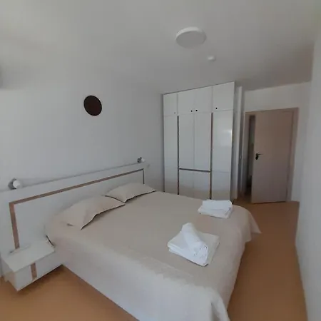 Appartement Lux 4403 Near The Lift *