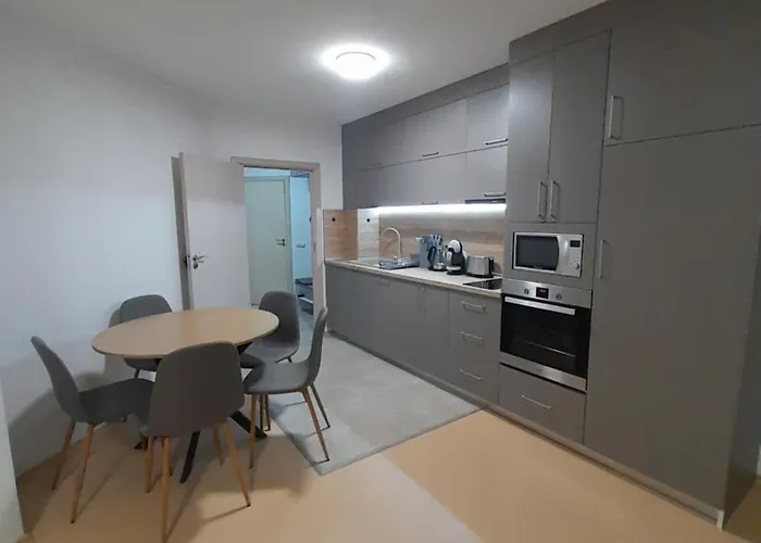 Apartment Lux 4403 Near The Lift *